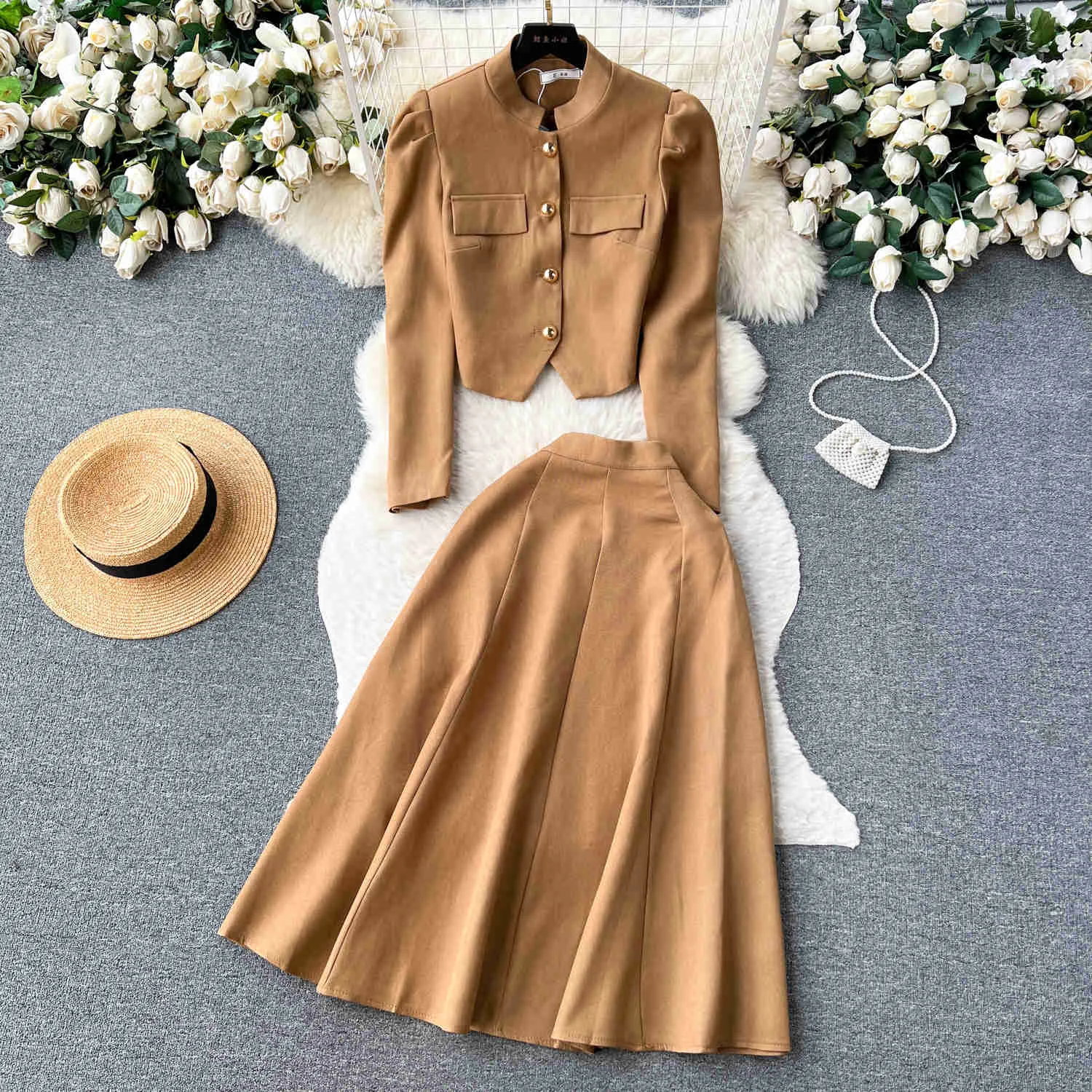 

Женский винтажный Костюм-двойка, однотонный костюм из короткого пиджака на пуговицах с воротником-стойкой и длинным рукавом и трапециевидной Юбки миди с высокой талией, во французском стиле