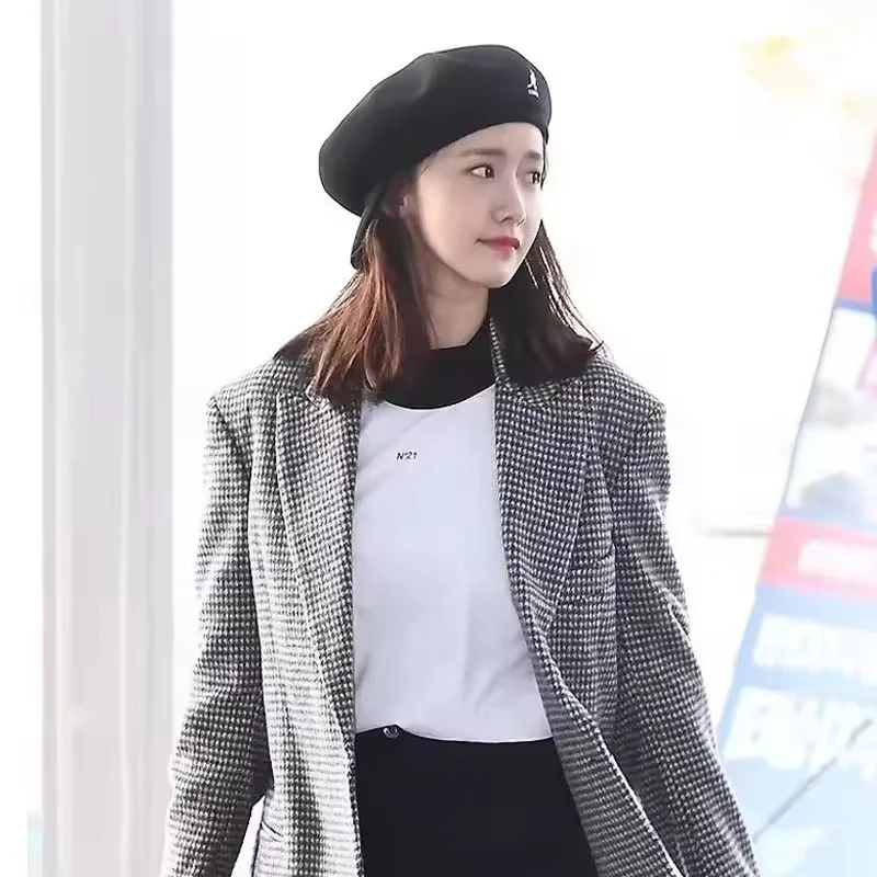Beret Hat Knitted Thin Breathable Mesh Wool Four Seasons Women Men Autumn Winter Beanie Stars Style