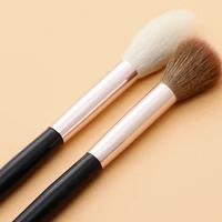 Pinceau surligneur conique pour fard à joues pinceaux de maquillage mélange de cheveux naturels 5