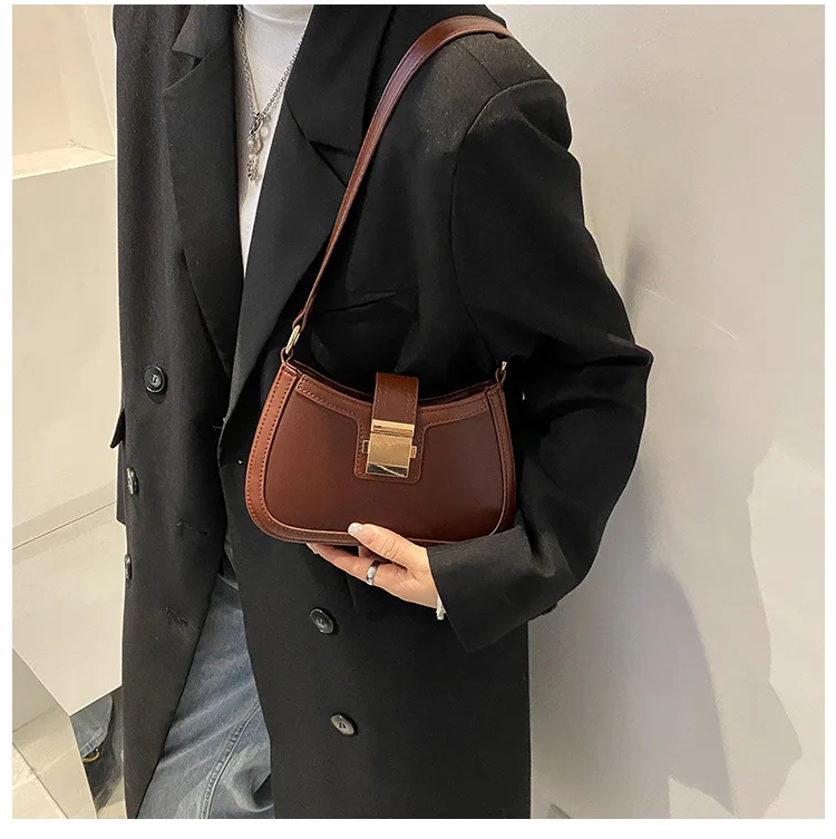 Vintage Style Ladies Shoulder Bag Lacquer Leather Handbag_voghion.com