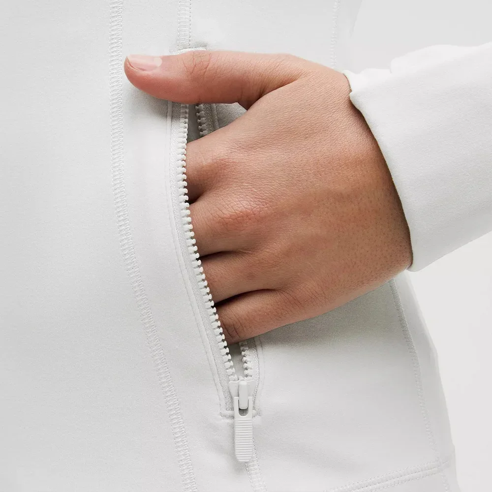 سترة نسائية للتدريب بسحاب بقصة ضيقة - سترة جري للي...