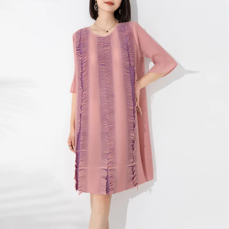 

Women's dress color contrast fringe round neck pleated dress