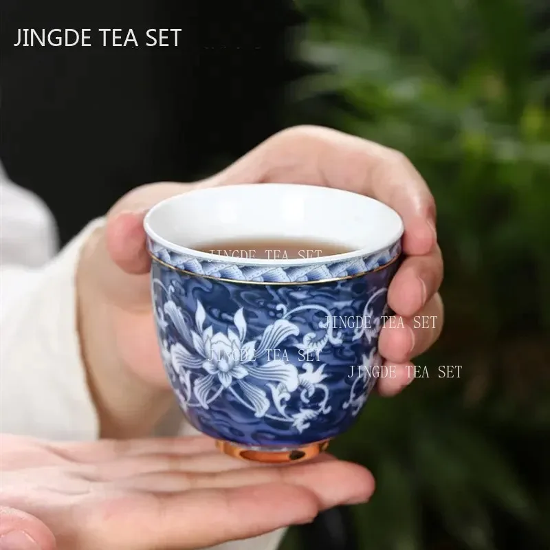 Retro Blue and White Porcelain Tea Cup Chinese Jingdezhen Small Tea Bowl Gold-banded Ceramic Teacup Coffee Mug Home Drinkware