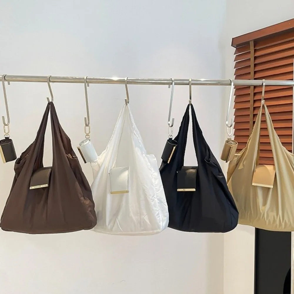 Eco-Friendly Foldable Tote Bag – Portable, Lightweight, and Reusable with Large Capacity