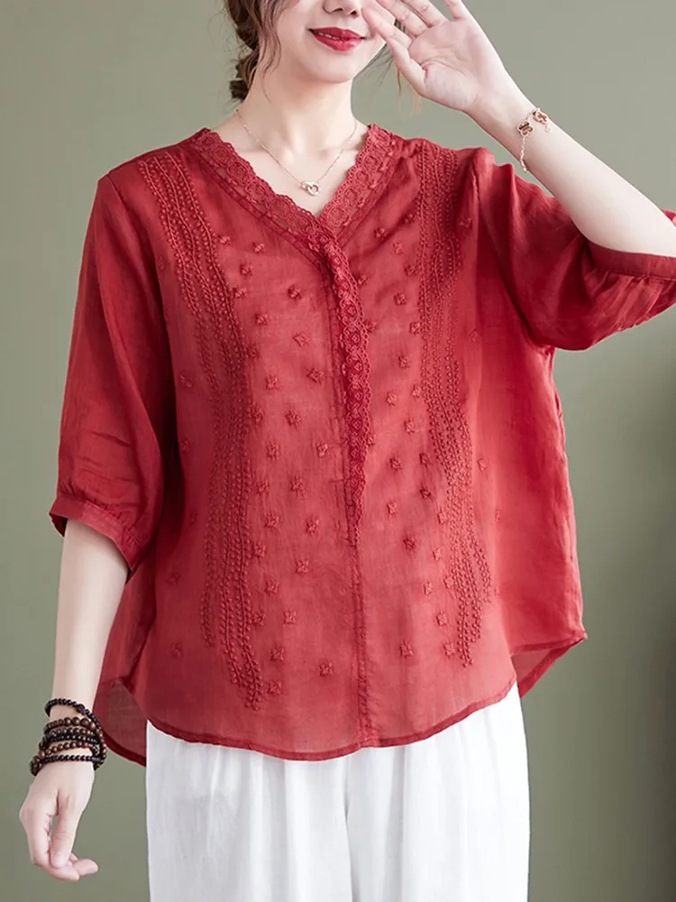 

Женские Летние повседневные футболки, Новое поступление 2023, винтажные стильные кружевные свободные женские топы из хлопка и льна с V-образным вырезом и вышивкой, футболки B2476