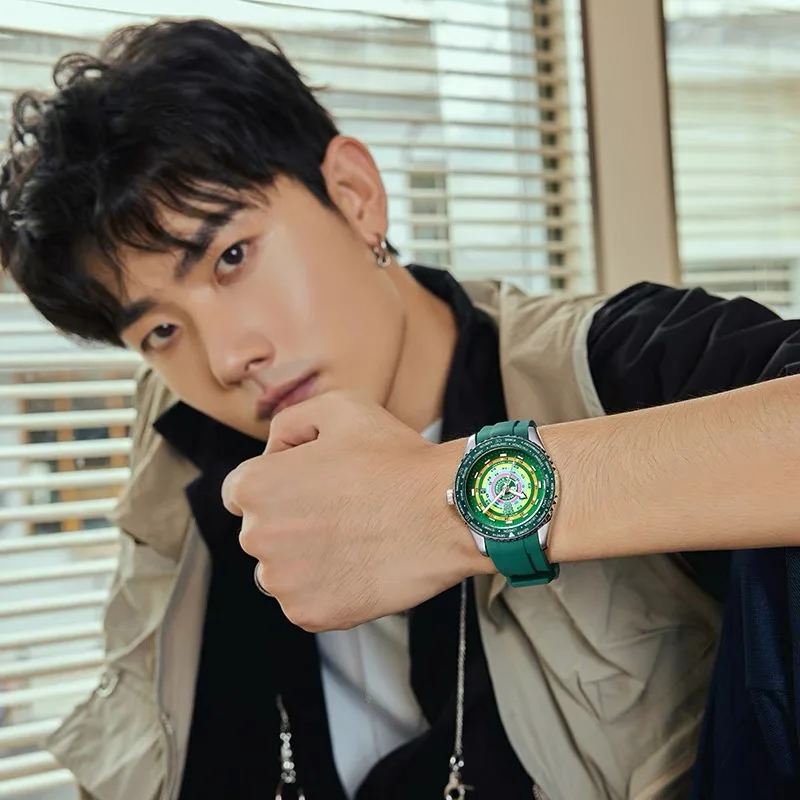 Рисунок 6 - Модные мужские часы с автоматической