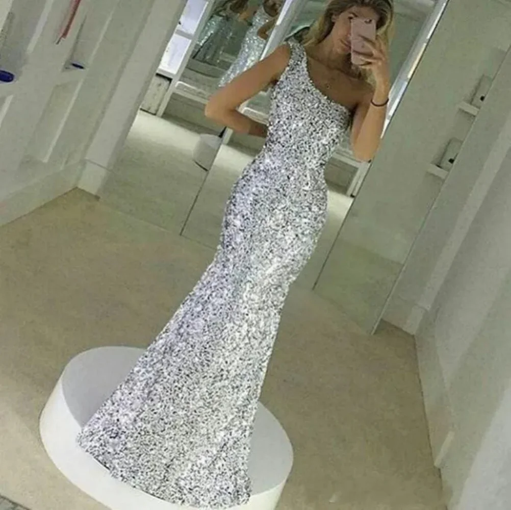 

2024Sparkle Bling Silver Prom Dress Sequins Long Mermaid Sleeveless One Shoulder Floor-Length Formal Evening Dress Party Vestido
