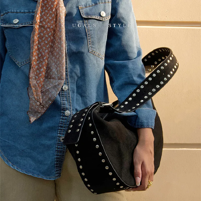 Fashion Rivet Suede Women Bag Luxury Half Moon Shoulder Bag Designer Tote Bags For Women Handbags 5 Underarm Bags New Clutch