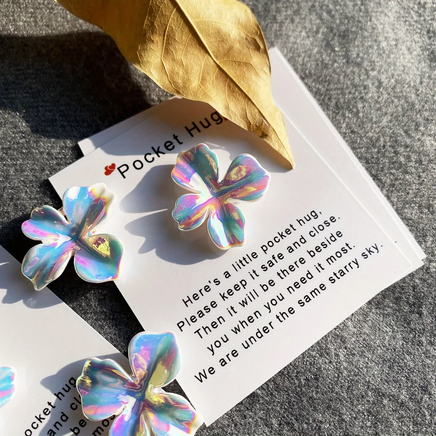 1pc, A Small Love Pocket Hug Card, 3D resin flower greet card，Special Birthday Wedding Party Valentine's Day Gift, Hug Token