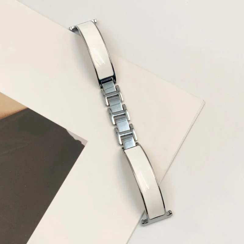 Elegant Metal Strap Bracelet