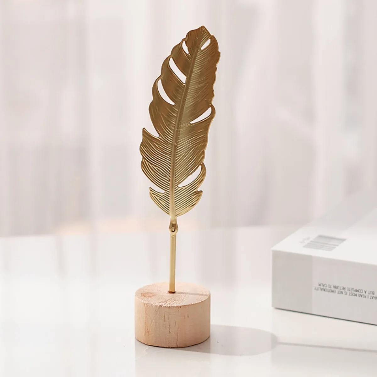 Nordic Style Iron Ginkgo Leaf Ornament - Gold