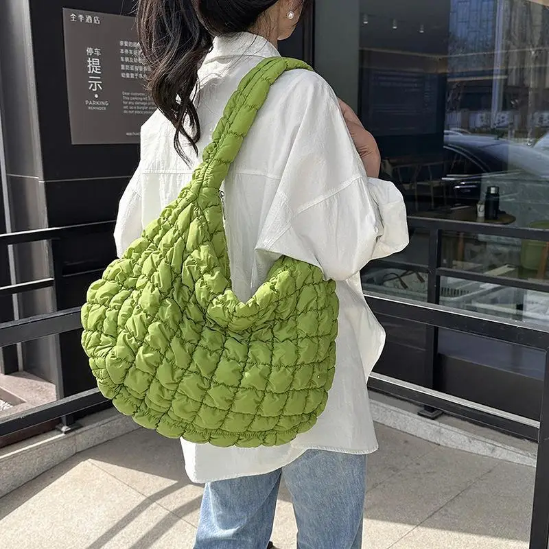 

Quilted Padded Crossbody Bag for Women Pleated Bubbles Cloud Shoulder Bags Large Tote Bucket Designer Bag Ruched Handbags