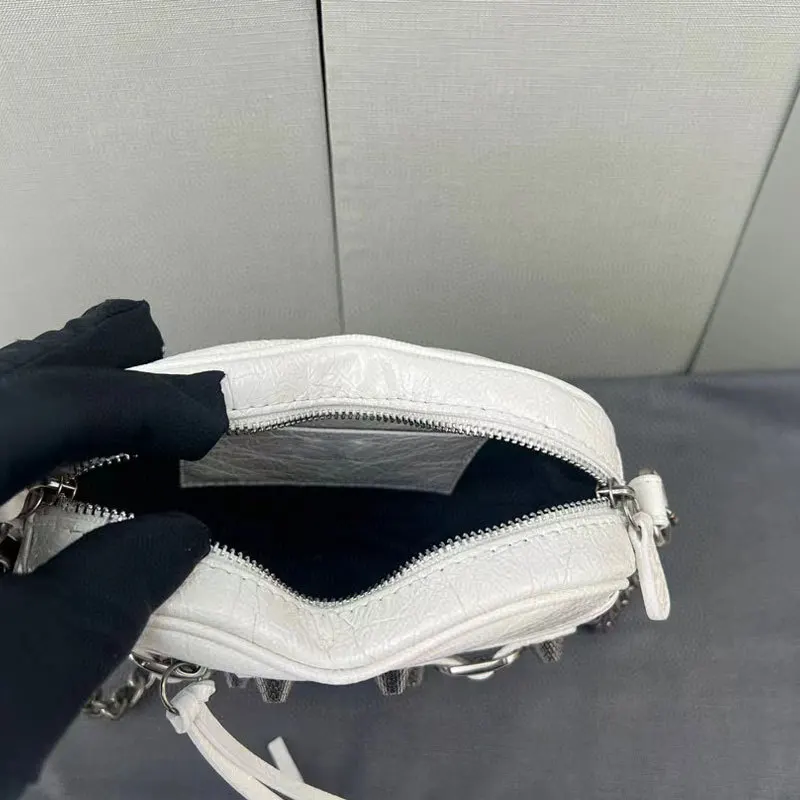 S45c94fefd4c84154977208a78d8e9960q