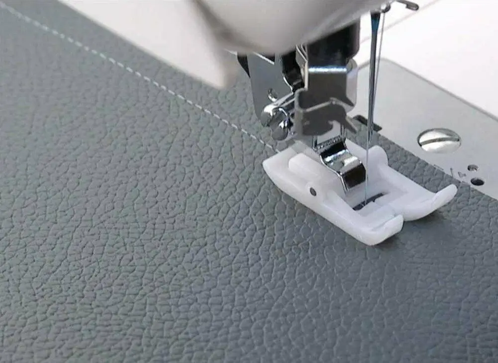 1 Pcs Per Cucire Uso Domestico Piedino Antiscivolo Zig Zag Piede Snap On 7301T