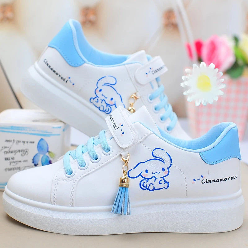 

Sanrios новые Мультяшные кроссовки Kuromi аниме Cinnamoroll спортивная обувь кавайная My Melody Нескользящая повседневная обувь для девочек симпатичная обувь для доски