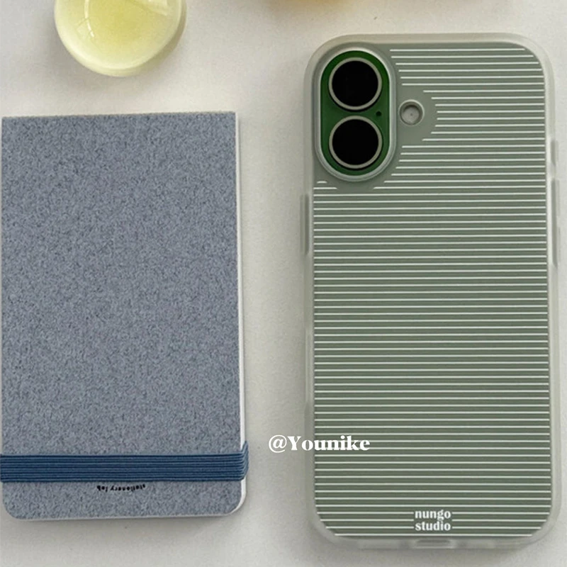 Minimalist White Stripes Frosted Shockproof Silicone Phone Case