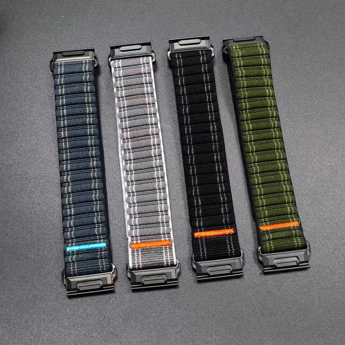 Enhanced Woven Nylon QuickFit Band - 22/26mm, Versatile Smartwatch Strap Bracelet