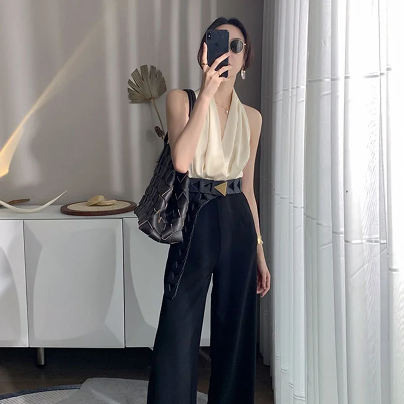 

Monroe Sants Contrast Hanging Neck Temperament Jumpsuit Tie Waist Drooping Wide Leg Leisure Niche Senior New Summer 2024