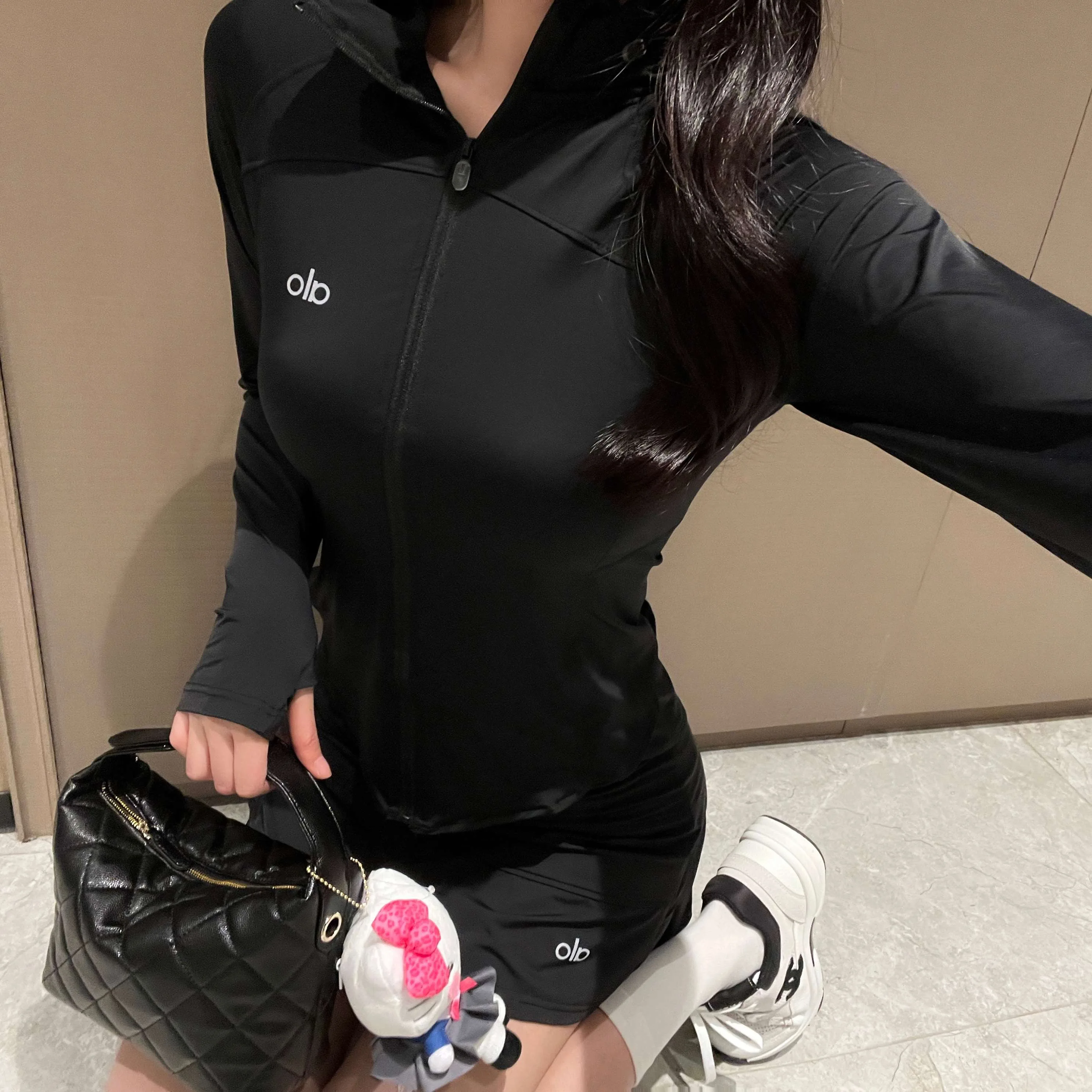 ALO Waist-Cinching Nylon Sun Protection Clothing Slim Fit Stand