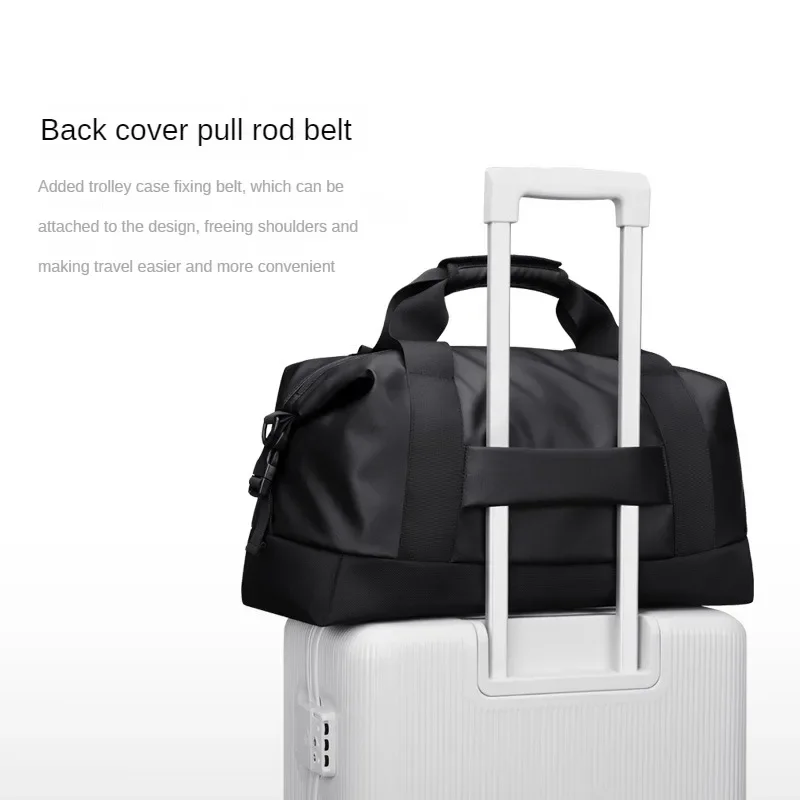 GOLF Travel Bag Casual Men Waterproof Travel Bags for Clothes Hand Luggage Over Slip Over Suitcase Large Capacity Handbags 2024