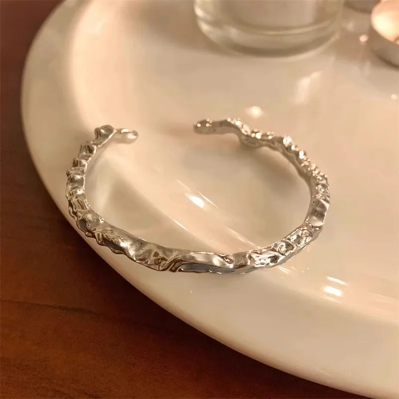 

Blue HAILANG Bracelet Affordable Luxury Fashion Fresh and Clear Cold Wind