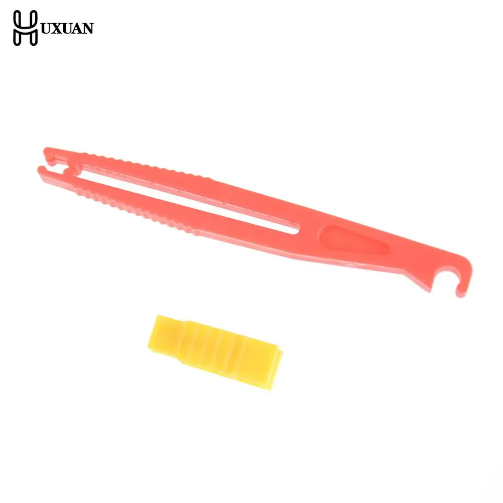 Car Auto Van Blade Mini Fuse Puller Clip Holder Insert Extractor