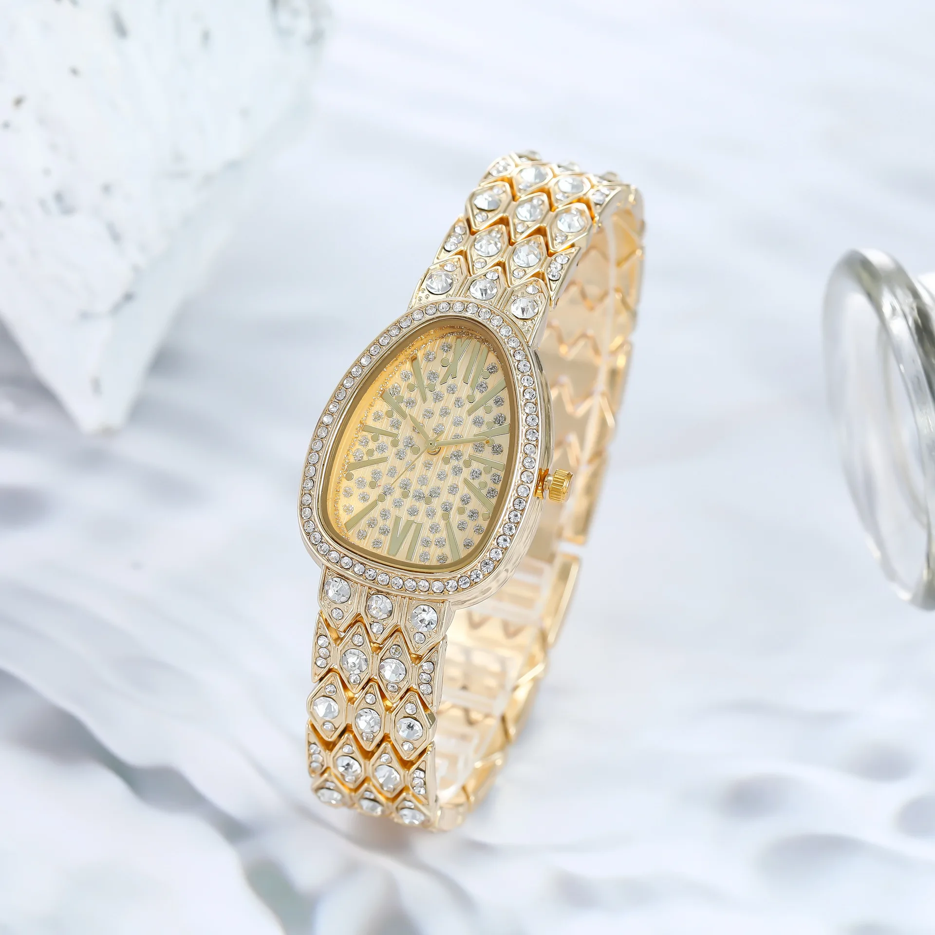 Luxury Women's Watch Metal Strap Fashion Temperament Dove Egg Rhinestone Inlay Full Diamond Strap Quartz Watch for Women Clock