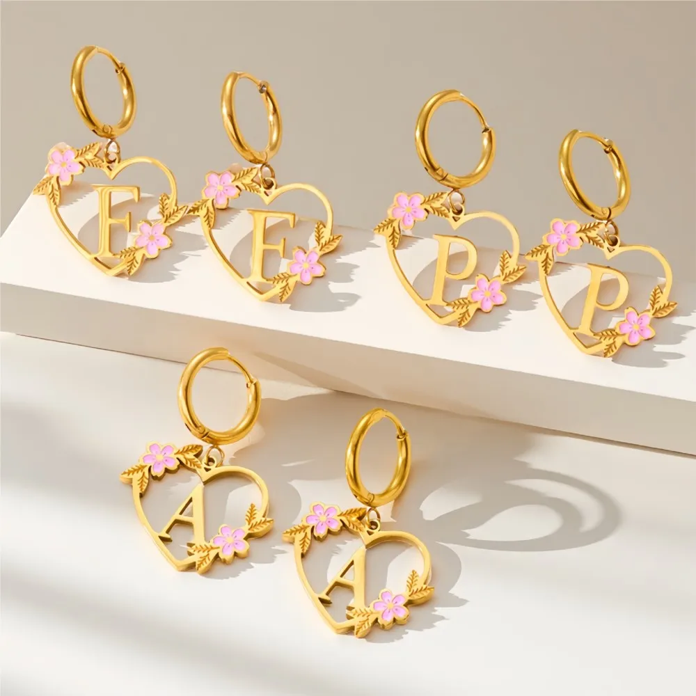 Elegant Romantic 26 Alphabet Love Heart Shape Hoop Earrings for Women Not Fading Rose Flower Decor Earring Wedding Jewelry Gift