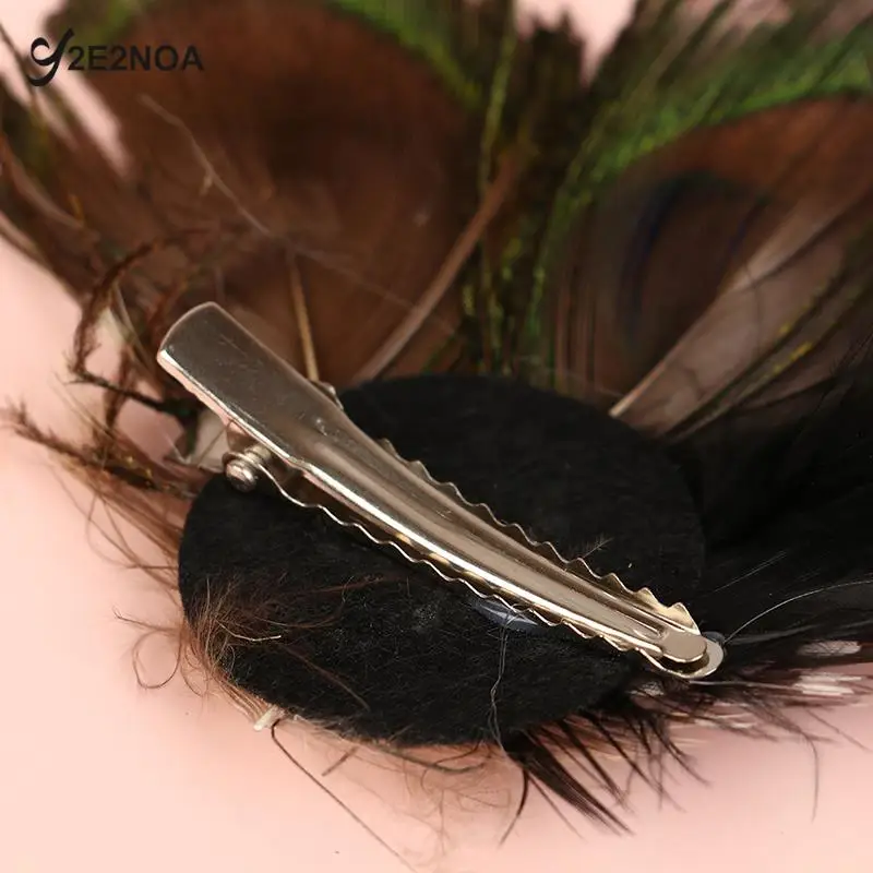 Fermaglio Per Capelli Con Piume Di Pavone - Accessorio Elegante E Alla Moda