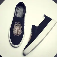 Spring Autumn New Men Leather Casual Shoes Man Slip-On Luxury Embroidery Suede Leather Flat Skate Shoes Trend Loafers 1