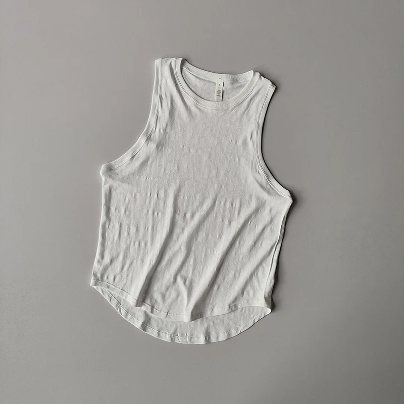 Sleeveless Sports Blouse 3