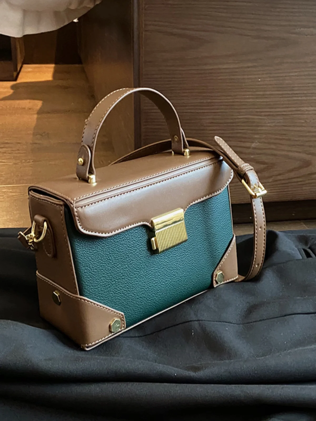 

Box Square Crossbody Bag For Women 2023 New Luxury Designer Brand Green White Black Tote Bag Fashion Handbag