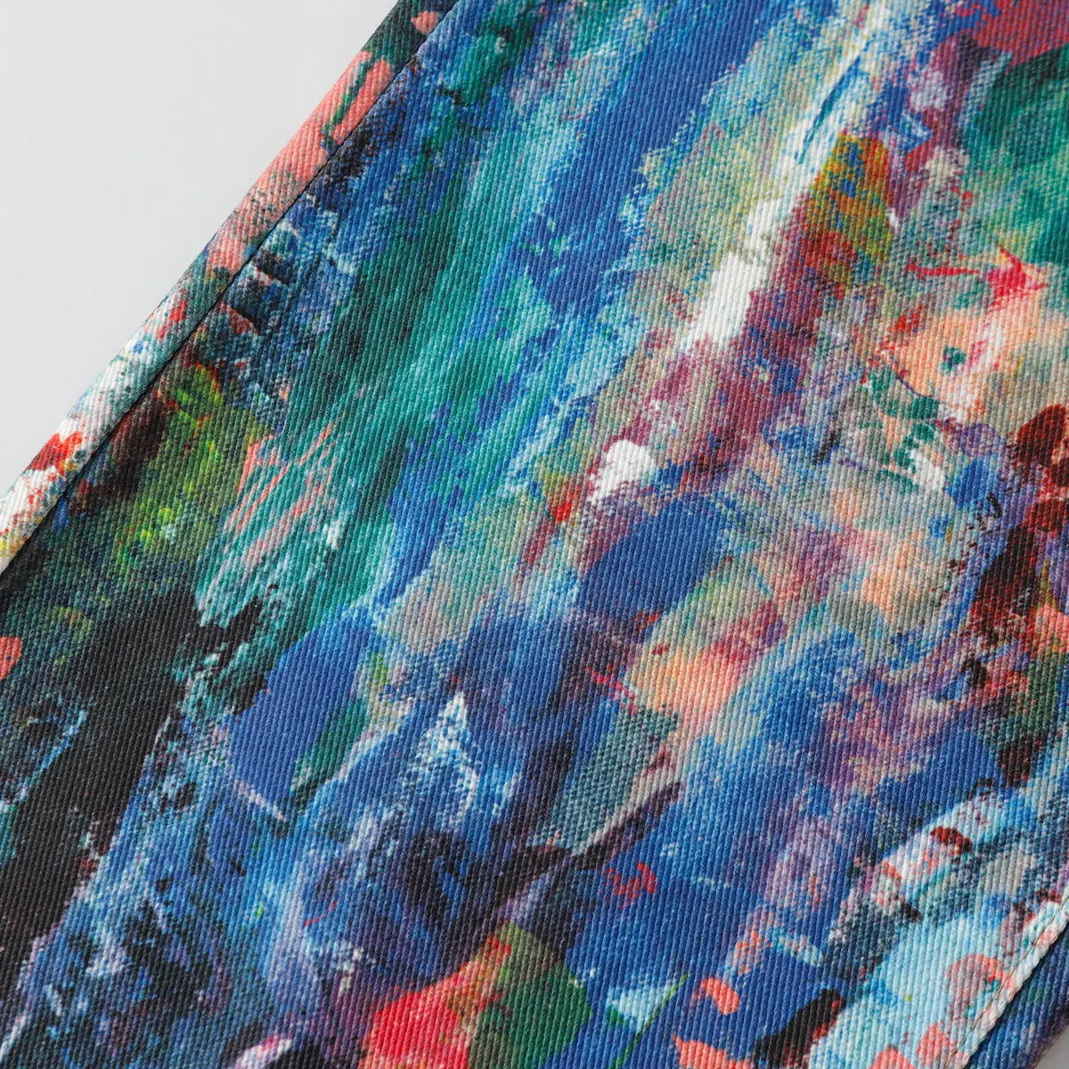 Street Style Graffiti Baggy Jeans - close-up hardware