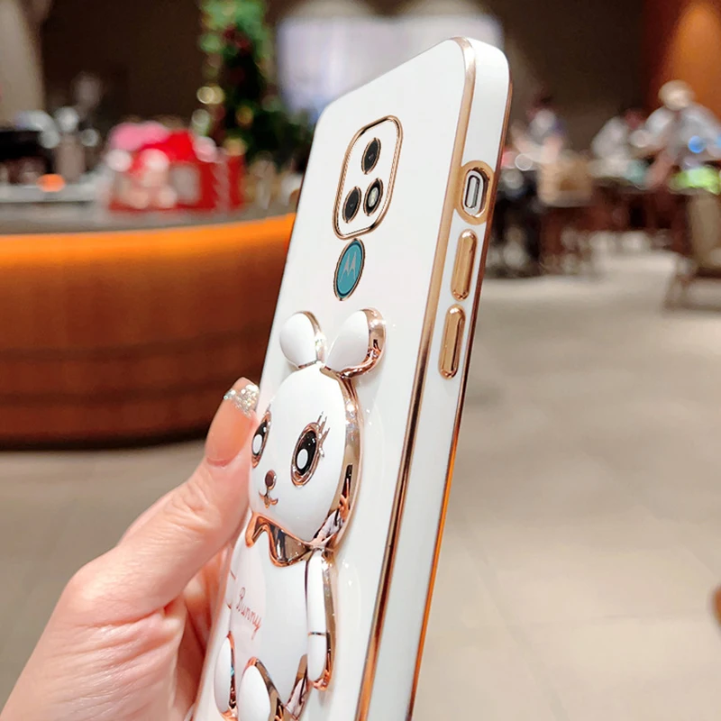 3D Rabbit Astronaut CaseFor Motorola Moto G53 E7 G8 Power G9 Play G50 G20 G30 G60 G82 E20 Edge 20 Folded Bracket Plating_voghion.com