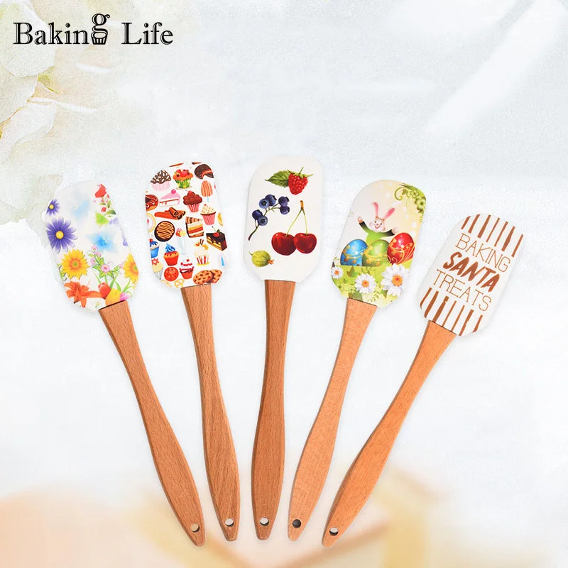 Description Picture 5 of itemNew Christmas Wooden Handle Kitchen Fondant Cake Cream Spatula Silicone Butter Scraper Kitchen Baking Tools Espatula Silicona