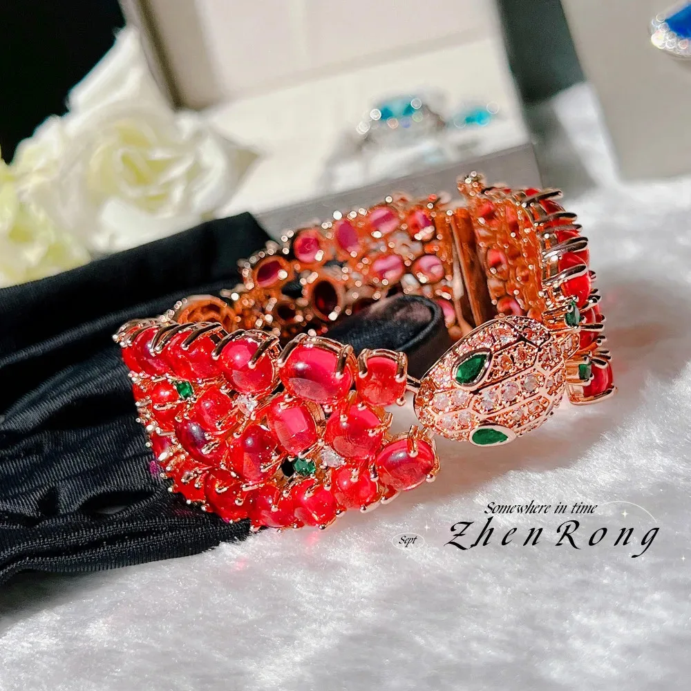 

Vintage Snake Head Design Fashion Quality Red Garnet Stone AAAA Cubic Zircon Bracelets Bangle Designer Party Jewelry For Women