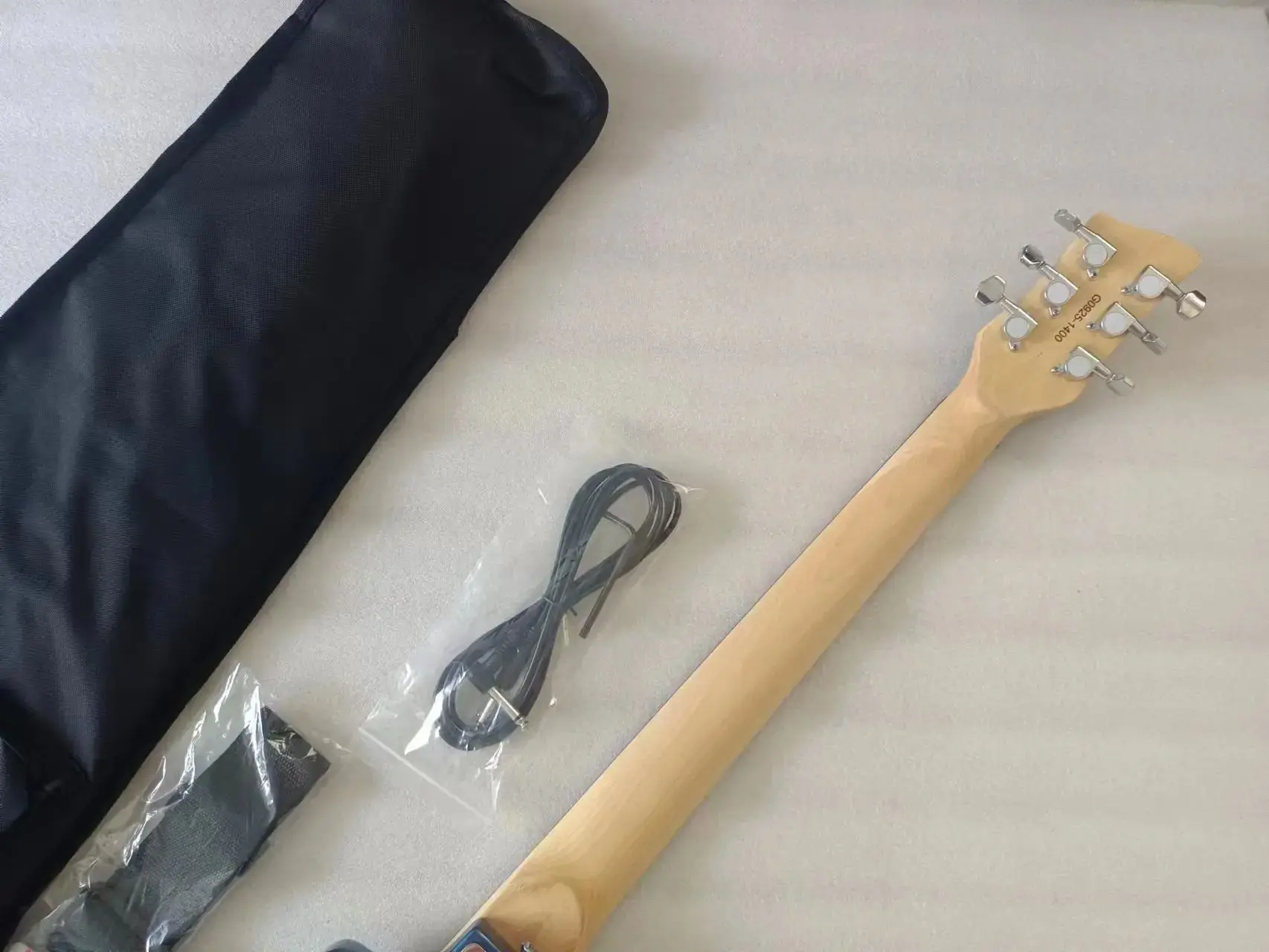 Mini Electric Guitar 34 in 6 Strings Free Cotton Soft Bag