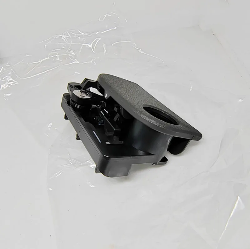  ڵ 尩  ġ  ڵ, ֻ X-trail T30 2003-2007 OEM 68630-EQ300