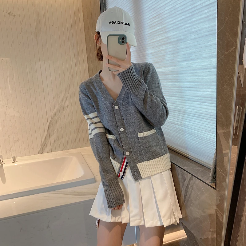 

TB Preppy Style Four Bars Gray V-neck Knit Cardigan Women's Thom Casual Versatile Color Block Wool Long Sleeve Jacket