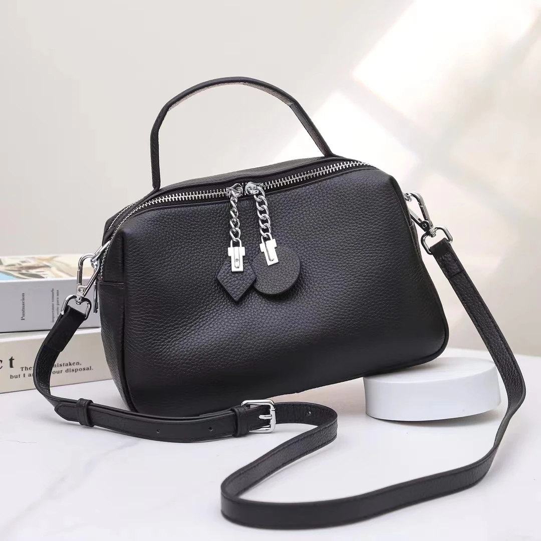 

New 2024 Soft Genuine Leather Handbag Elegant Fashion Tassel Women's Shoulder Bag Large Capacity Simple Casual Tote Crossbody