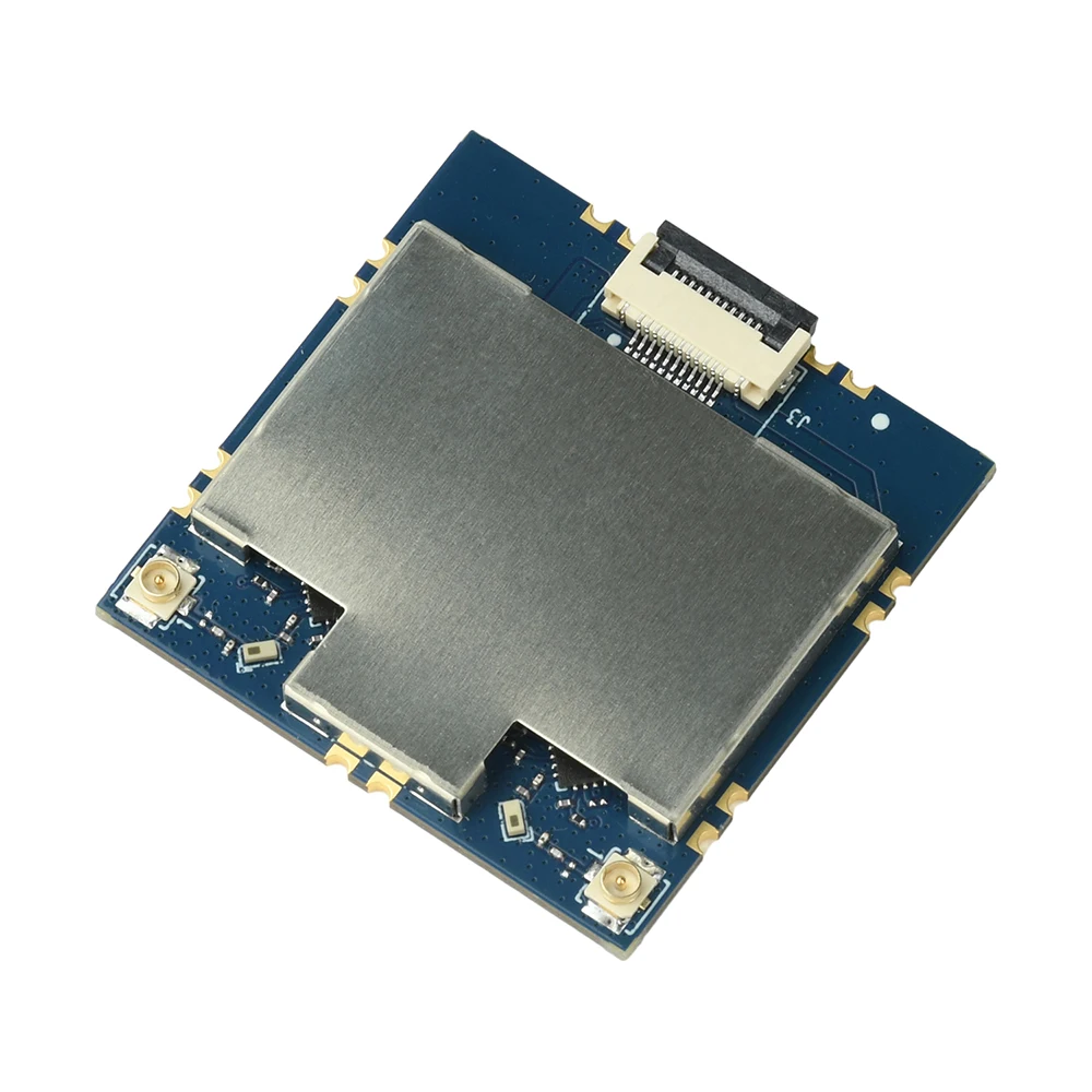 Boîtier du module WiFi 5.8GHz 867Mbps USB pour drone, avec câble USB et antennes dépliées.