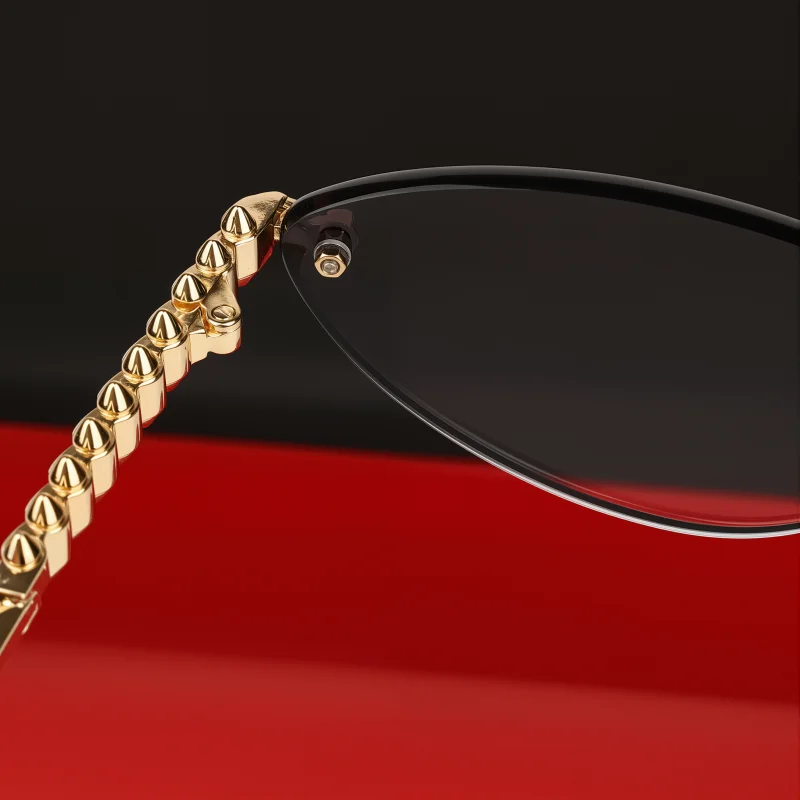 ���ο� ���� ���� �ݼ� ���۶� �귣�� Desinger ��Ư�� ������ �� �Ȱ� ���� ���� ���� �¾� �Ȱ濡 ���� ���� �ﰢ��