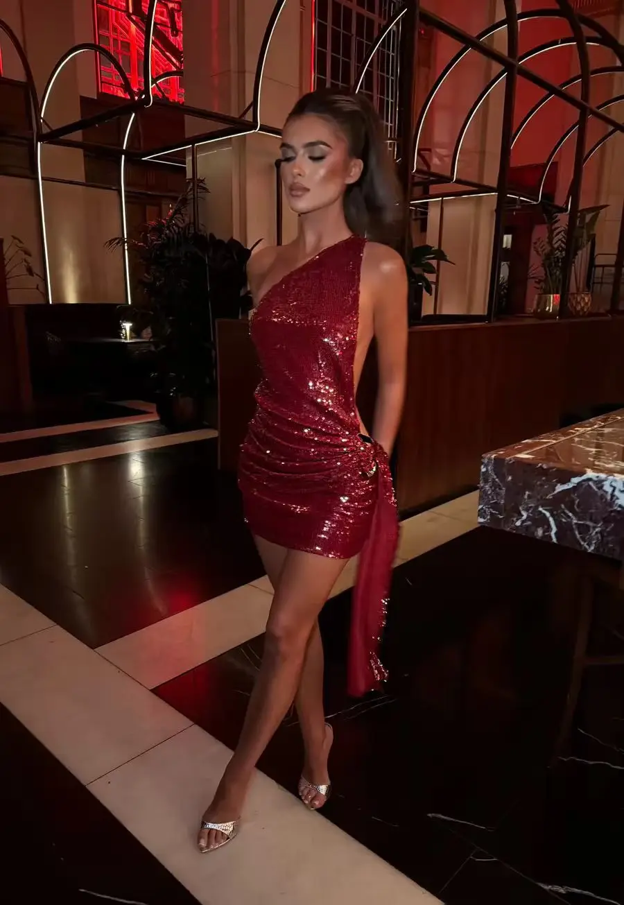 Burgundy Sequin One Shoulder Backless Mini Dress Sexy Women's Metal Buckle Ruched Dresses Summer Evening Cocktail Black Gold Red