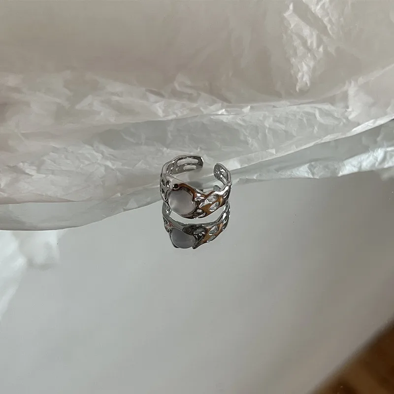 Fashion Rings Vintage Silver Color Red Oval Ring for Women Trendy Elegant Irregular Natural Stone Luxury Ring Woman Y2K Aesthetic Jewelry Gift