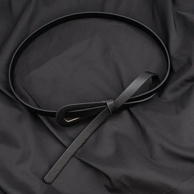 Timeless PU Leather Waist Belt – Elegant Accessory for Blazers, Dresses, and Everyday Style