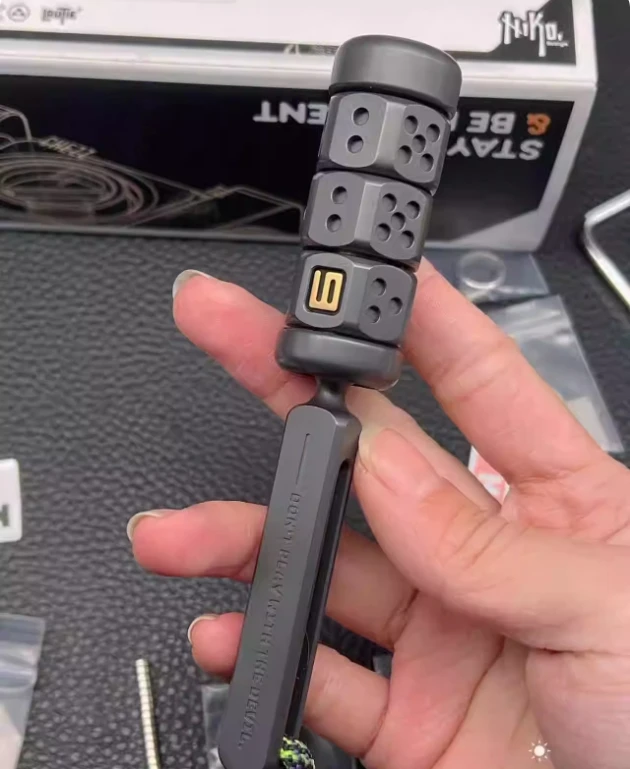 

Used EDC Grand Slam handle zirconium alloy Decompression toys