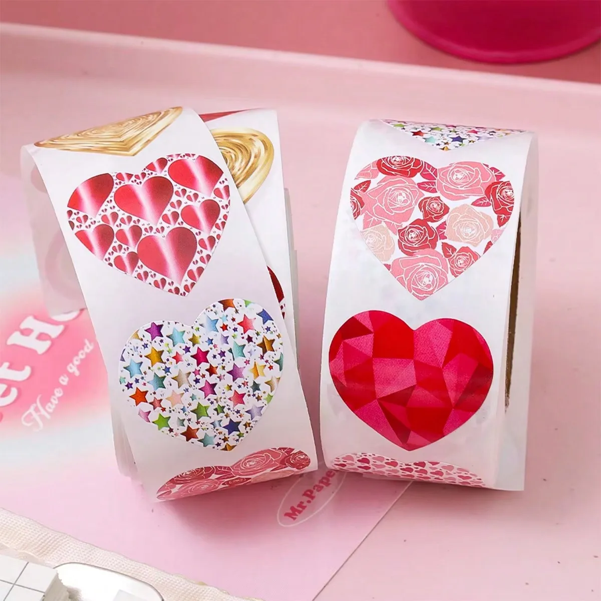 500 Pcs/Roll Large Heart-Shaped Glitter Stickers Self-Adhesive Decals Sealing Baking Label DIY Crafts Party Favors Gift Wrapping