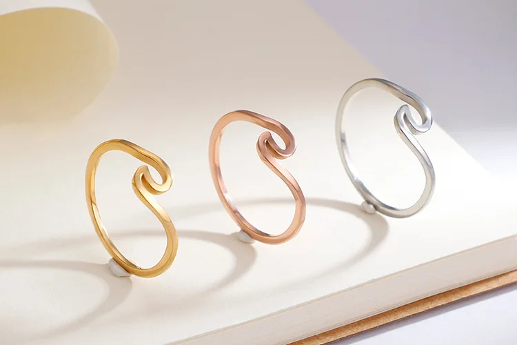 Stainless Steel Wave Rings For Women Men Simple Design Sea Wave Shape Size 5-10