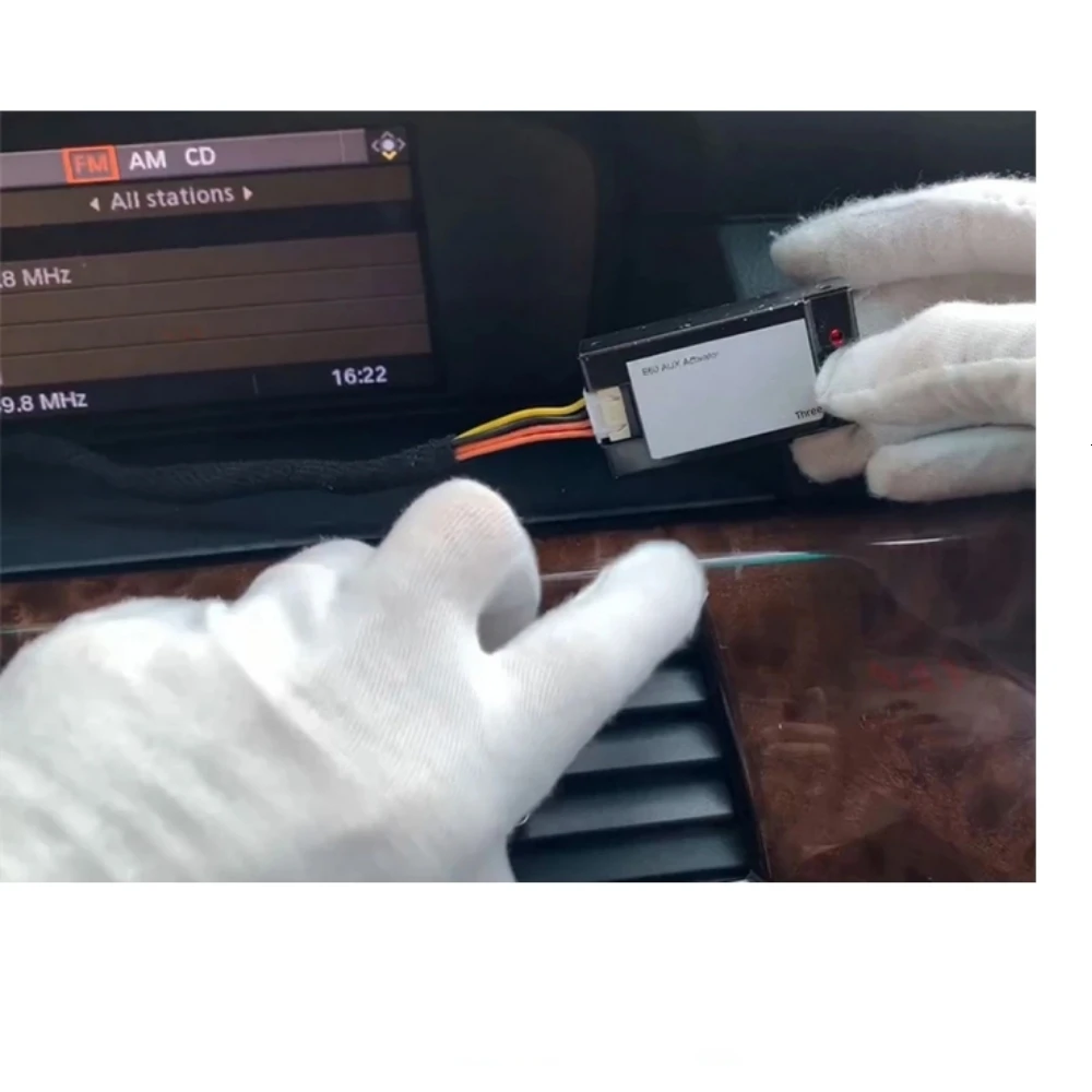 GXGLNAV Aux Activator E60 Aux Adapter Open The Audio of The Original Car Radio For BMW E60 E61 E63 E64 CCC 2003-2010
