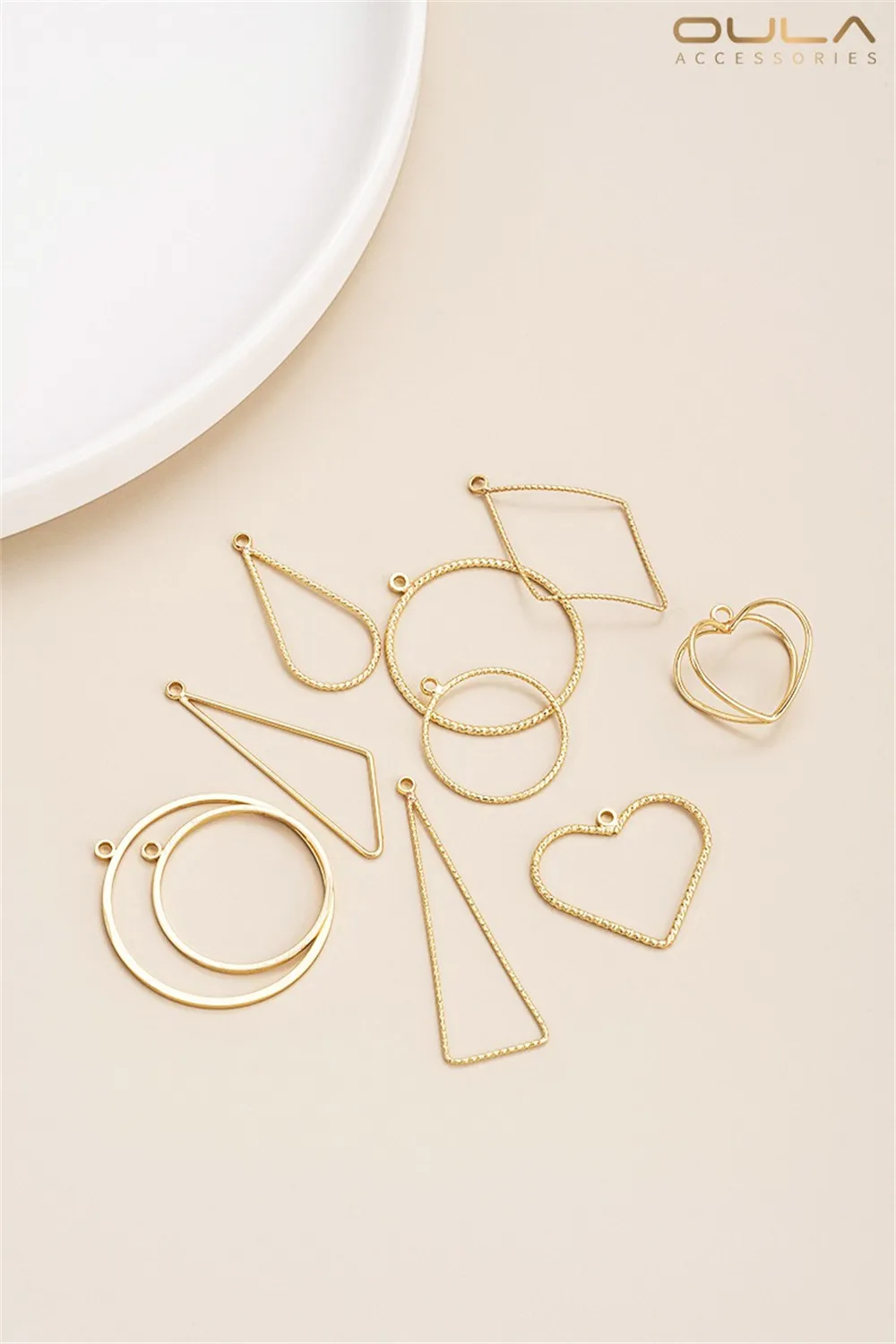 1pcs 14K 금도금 기하학적 프레임 펜던트, 라운드 워터 드롭 삼각형 하트 모양 Diy 손으로 만든 귀걸이 펜던트 액세서리
